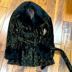 Faux fur leopard jacket